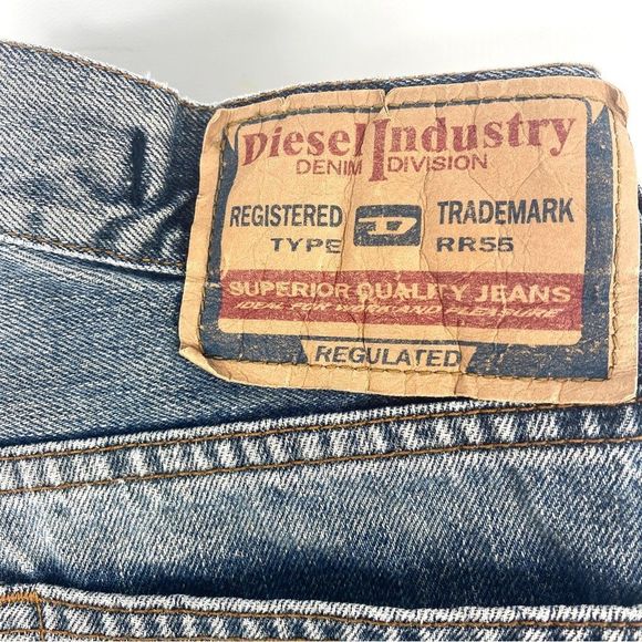 Diesel Industries Y2K boot cut jeans. Made in Italy. women’s size 32 - Picture 5 of 16